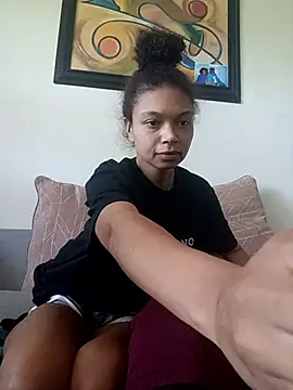Trashy33 – webcam-show