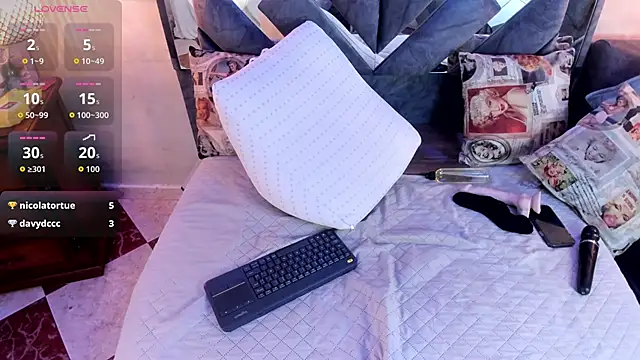 Živý XXX chat annie_vega17_