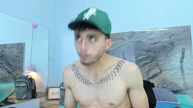 James-06 Live XXX-chat