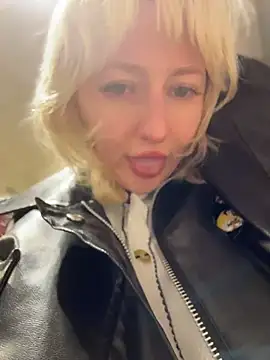 RonnieKiss' Webcam Show