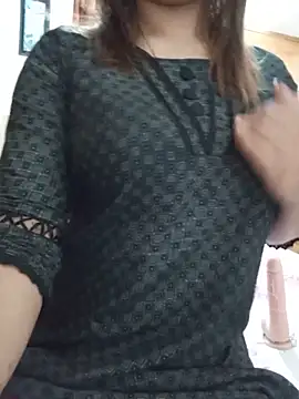 Chat +18 de Tanha18 ao vivo