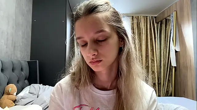 Tiffany_Blom's Webcam Show