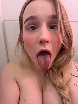 Chatroom XXX en direct de Baby_Tiny