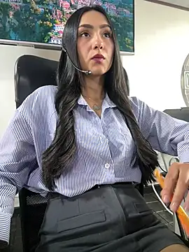 Chat +18 de Amy_Kiitty_ ao vivo