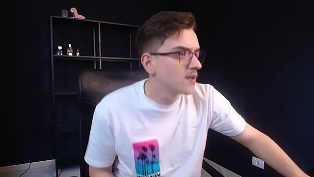 FelixStarkk: онлайн-секс-чат
