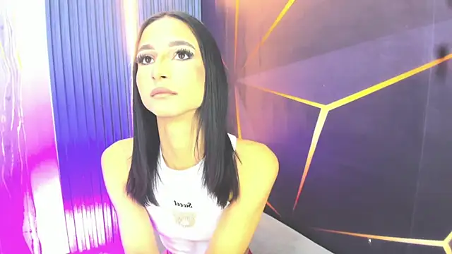 Miss_Isa_ élő XXX-chatje