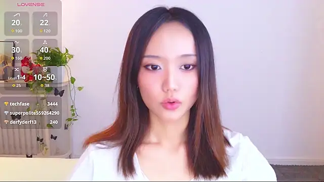 XXX chat uživo modela yufenna
