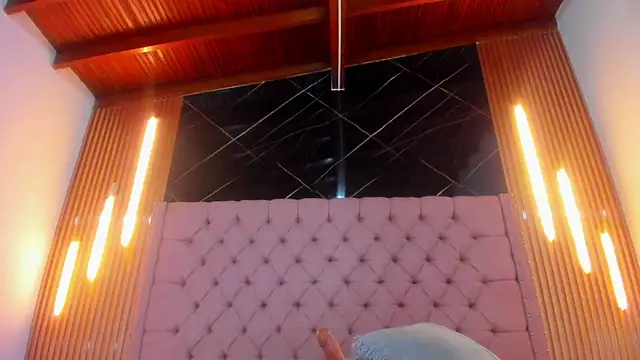 Chat XXX ao vivo de AinaPink