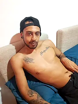 DanteIzan – webcam-show