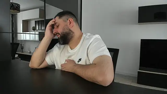DravenPeakn Live XXX chat