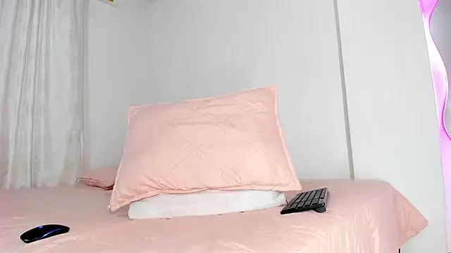 Czat XXX na żywo – abbyquinn__