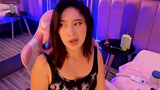 Chatroom XXX en direct de Skyyle_