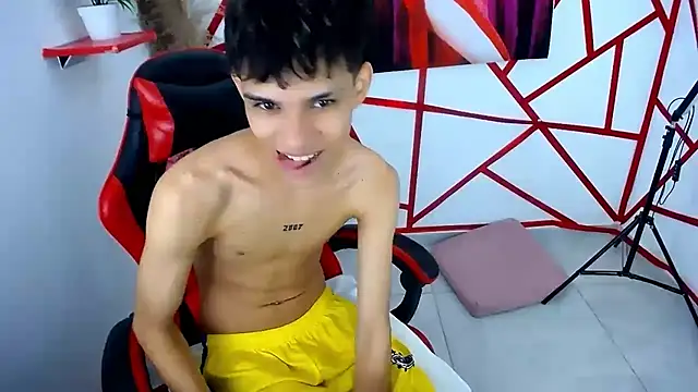 chris_evans77 – Naživo XXX chat