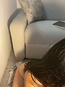 Magiee_Thompson Chat XXX in diretta