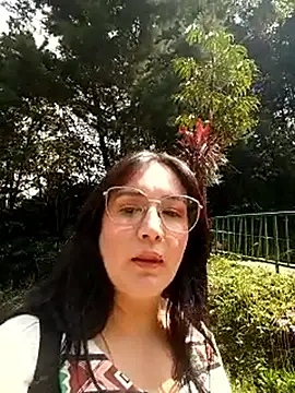SaloGray8 Adlı Modelin Canlı XXX Sohbeti