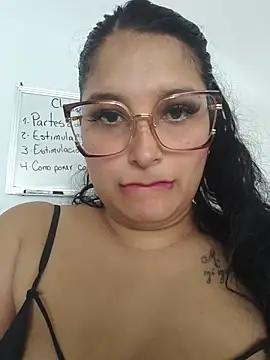 Show de Maddy_k na webcam