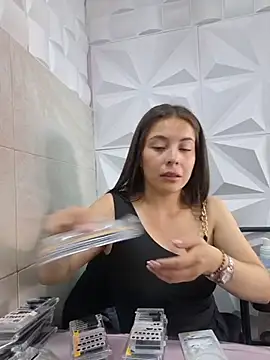 EmmaContreras_Val Show Webcam