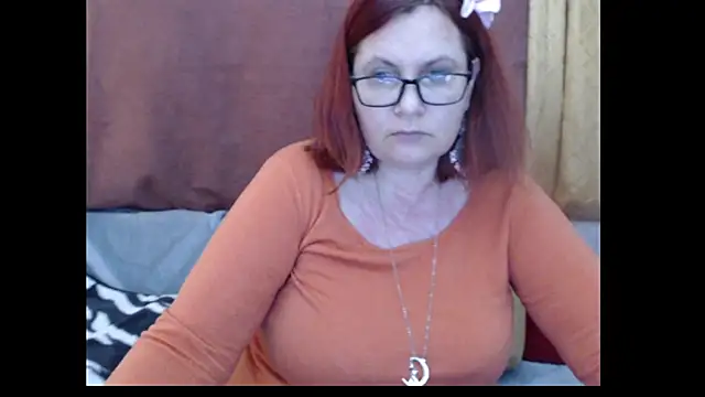 PlayfullMature Live XXX Chat
