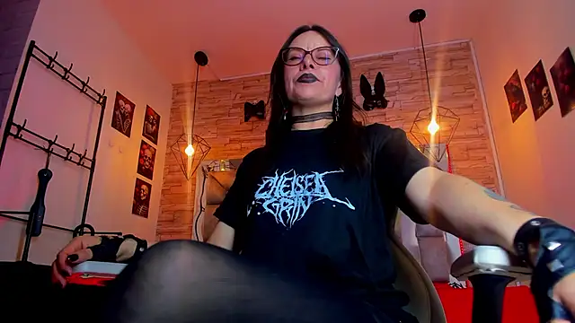 Evangelinejoness_'s Live XXX Chat