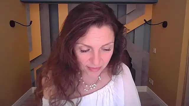 EllaLong Chat XXX live