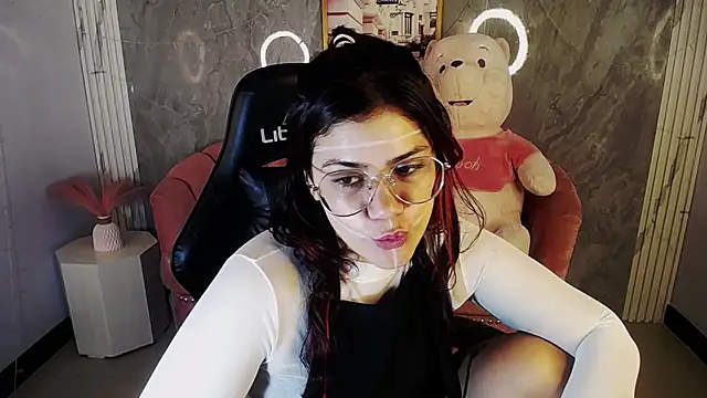 Scarlett_jhonson_ch: απευθείας συνομιλία ΧΧΧ