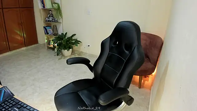 دردشة Nathalie_29 الجنسية المباشرة