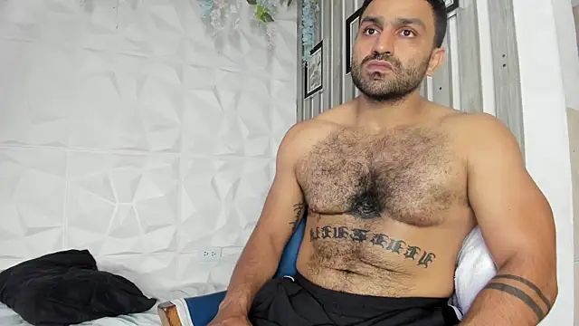 Chat +18 de LeonidasKaiser ao vivo
