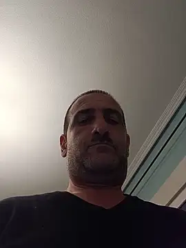 Chat +18 de DanTrov79 ao vivo