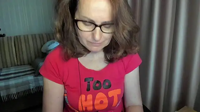 lauraoven's Live XXX Chat