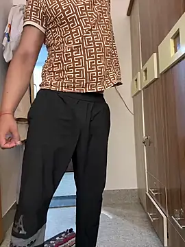 Royalboy_03 Adlı Modelin Web Kamerası Şovu