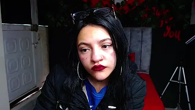 Violettasquirt's Live XXX Chat