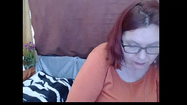 PlayfullMature Chat XXX in diretta