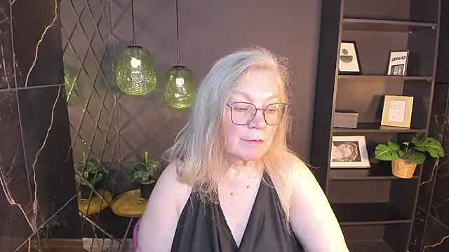 NataliMellow's Live XXX Chat