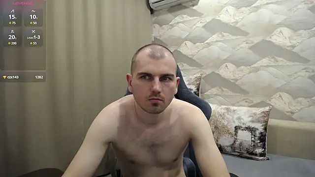 SerzhKorol1's Live XXX Chat