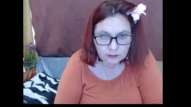 PlayfullMature Chat XXX in diretta