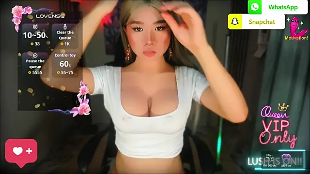 xBigSurpriseLorainex – webcam-show