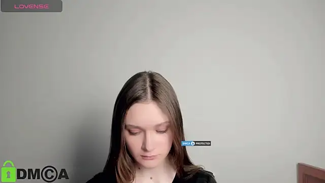 Elina_XのライブXXXチャット
