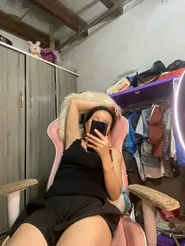 Ivy_Trix2 라이브 XXX 채팅