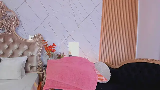 SaraDreamsss Adlı Modelin Canlı XXX Sohbeti
