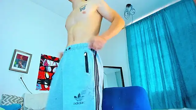 XXX chat uživo modela AlessandroDybala