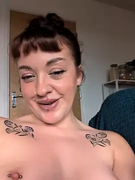 Petite_Juicy_Olive Live XXX Chat