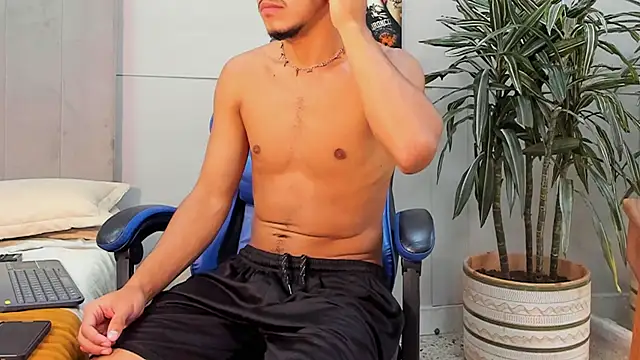 kai_storn Chat XXX live