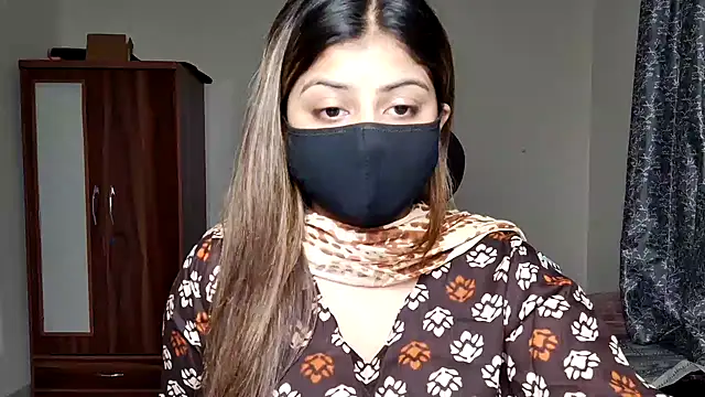 Hot-Shivangi Webcam show