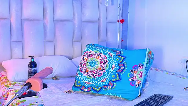 دردشة Bella-Sanders الجنسية المباشرة