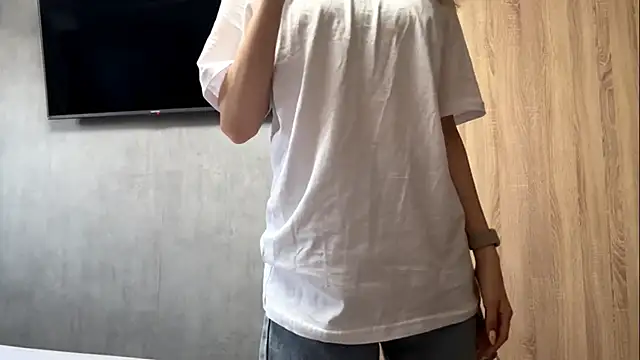 Tiffany_Blom élő XXX-chatje