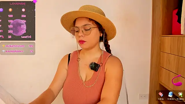 Bloom_Noor's Live XXX Chat