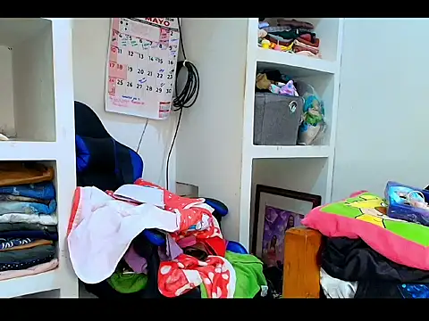 Karol_naughtyのライブXXXチャット