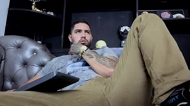 matteosantos' Webcam Show