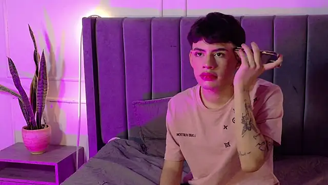 Živý XXX chat Zeyn_smith