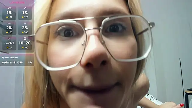 FaaBinaa's Webcam Show
